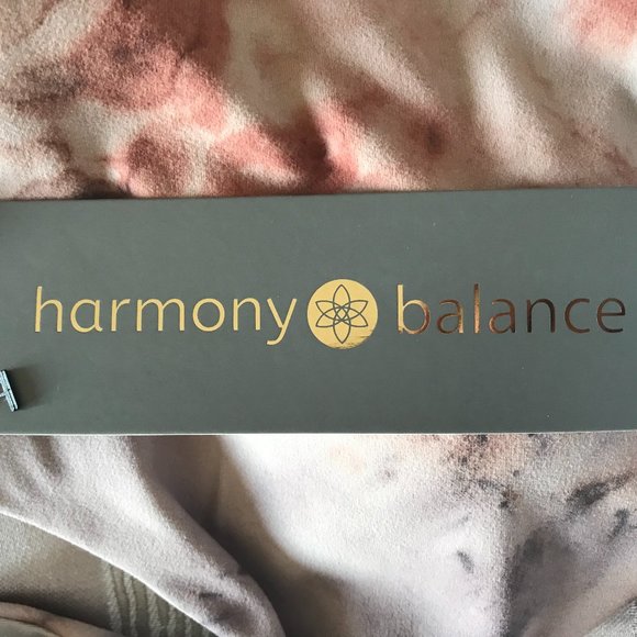 Harmony Balance Yoga Top (NWT) - Picture 8 of 10